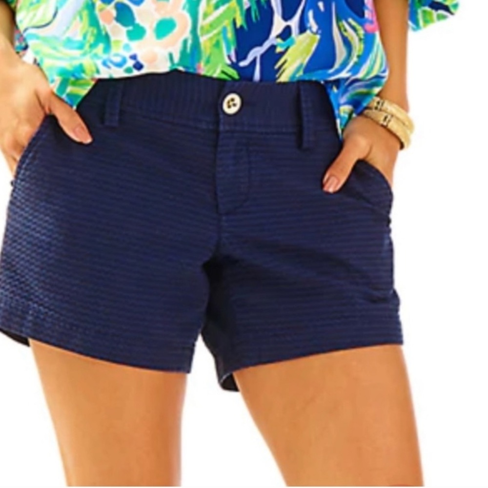 Lilly Pulitzer Callahan Shorts Wave Jacquard True Navy Blue Women’s Size 2